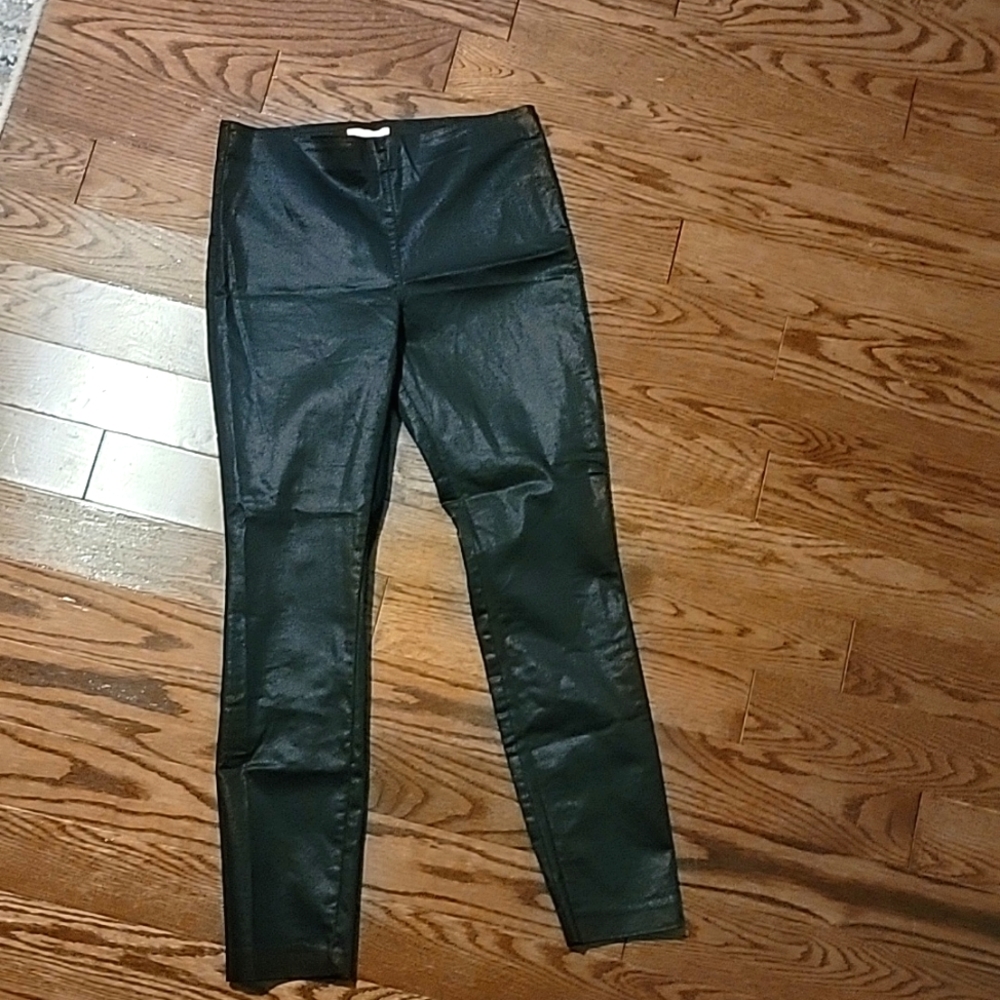 H and m pull on SHIMMERY ✨️black jeggings